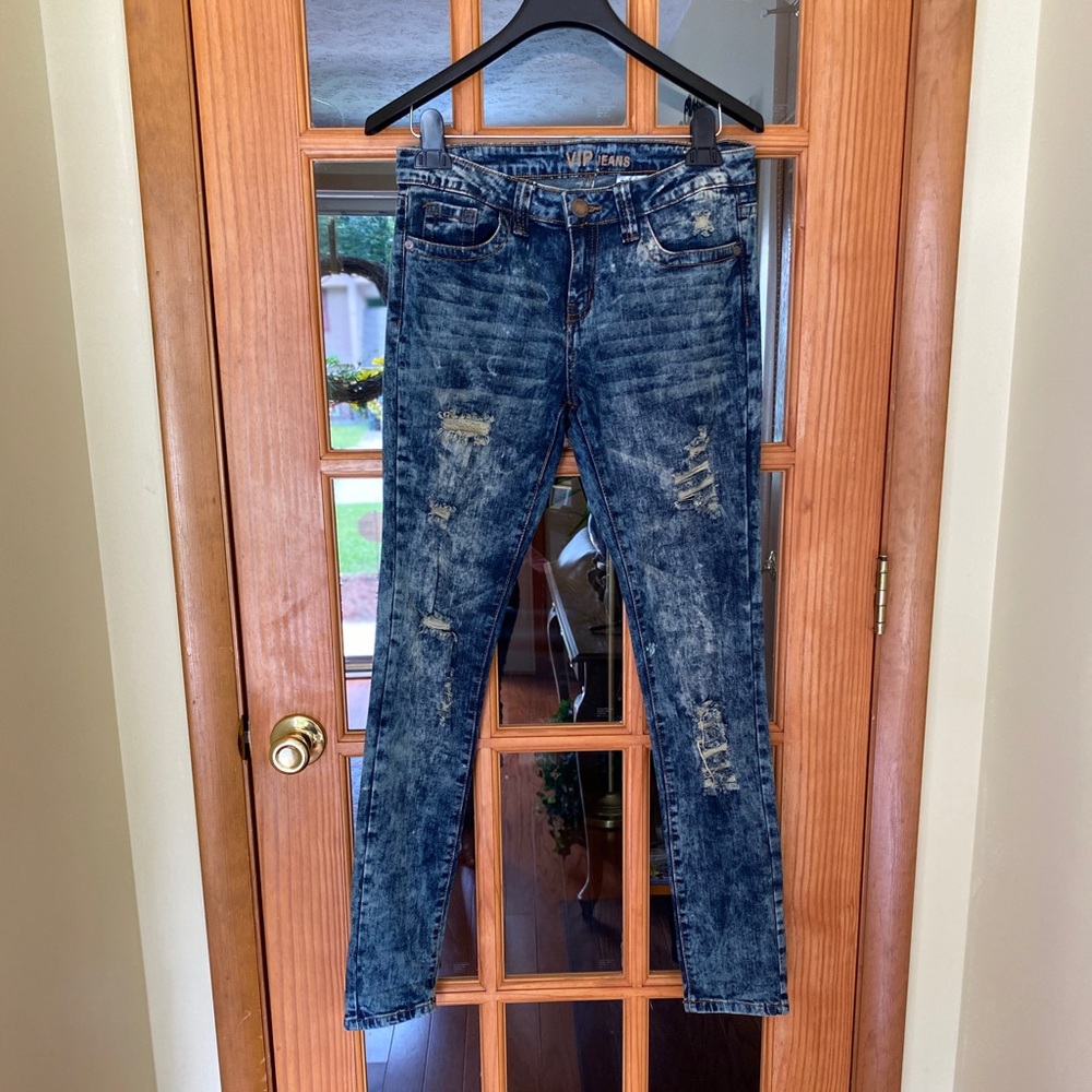 V.I.P. Ripped Jeans